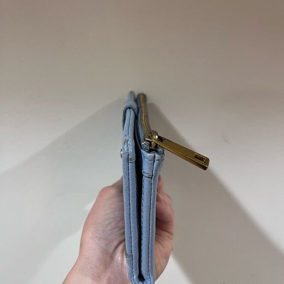 Fossil Baby Blue Pebbled Leather Wallet - Picture 10 of 10